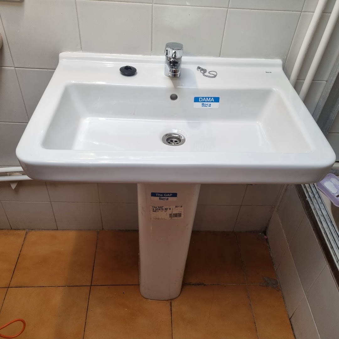 Fontanería Saddi e Hijos — Fotos 2